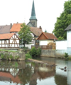 Mitteldorf mit Kirche